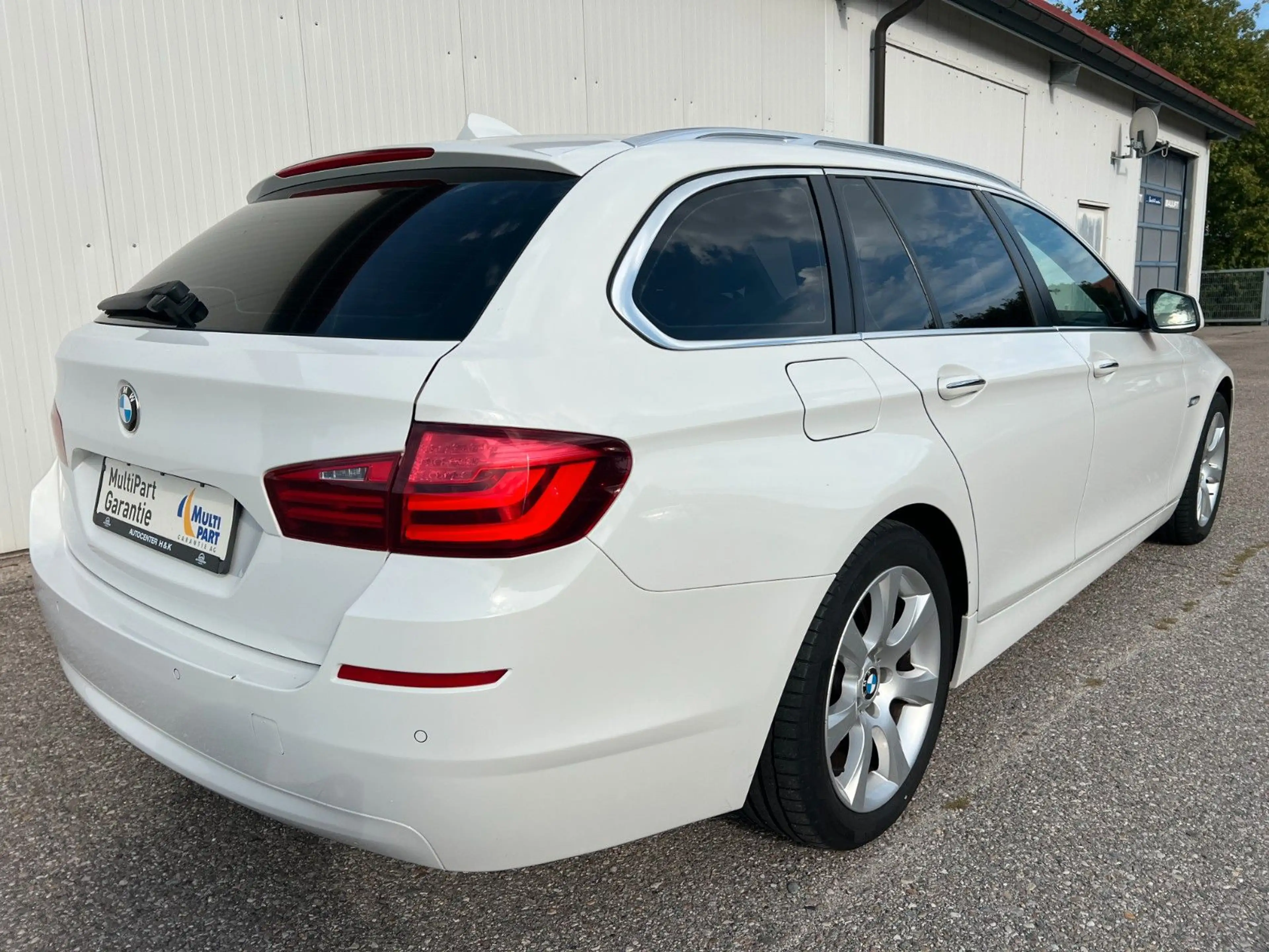BMW 523 i Touring Aut. *XENON*NAVI*LEDER*PANO*AHK* — photo 8