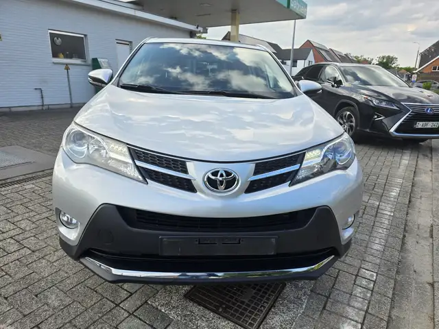 Toyota RAV 4 RAV4 2.0 D-4D 4x2 Lounge