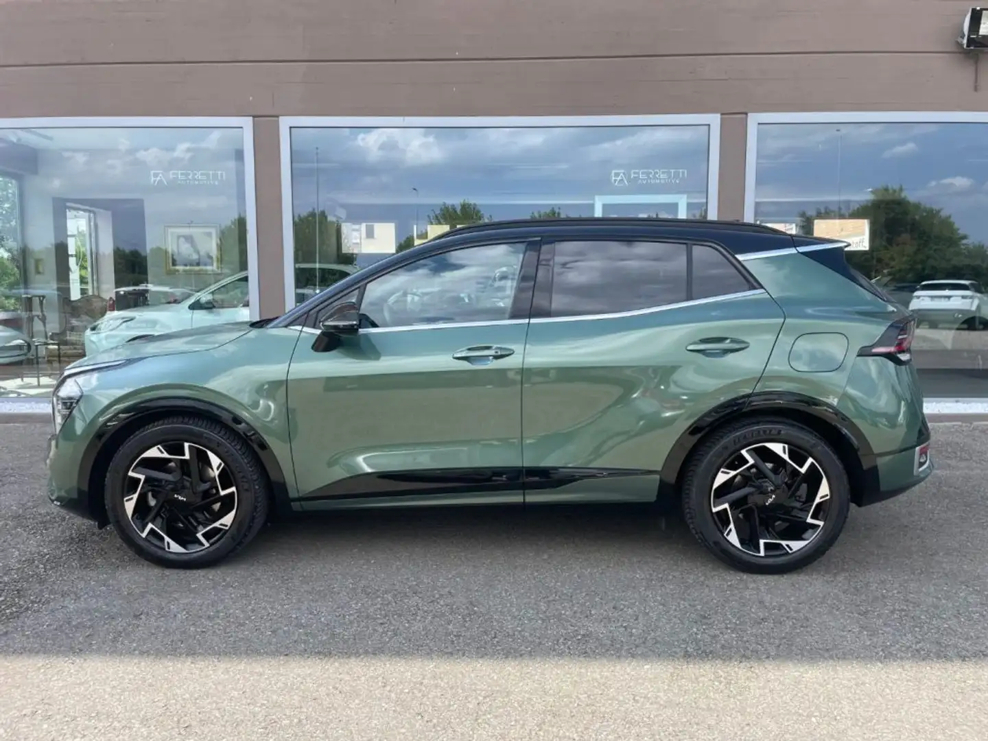 Kia Sportage 1.6 CRDi MHEV DCT GT-line Verde - 1