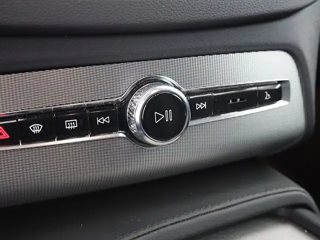 Volvo XC90 T8 Twin Engine AWD PHEV Aut 7-SITZER LED AHK Ansicht 18