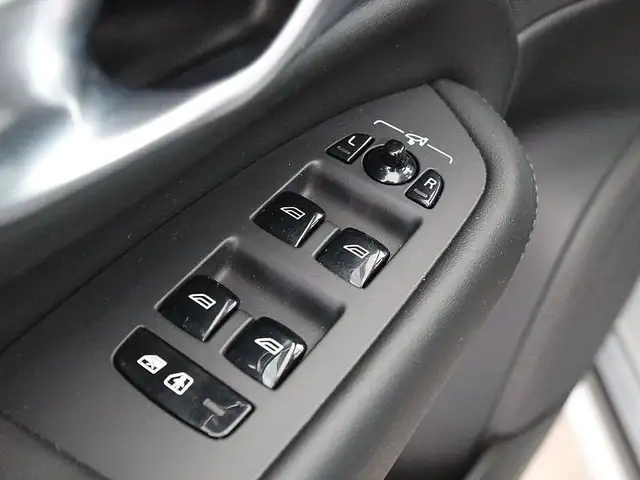 Volvo XC90 T8 Twin Engine AWD PHEV Aut 7-SITZER LED AHK Ansicht 24