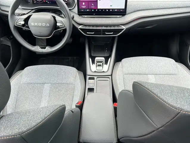 Skoda Octavia view 3