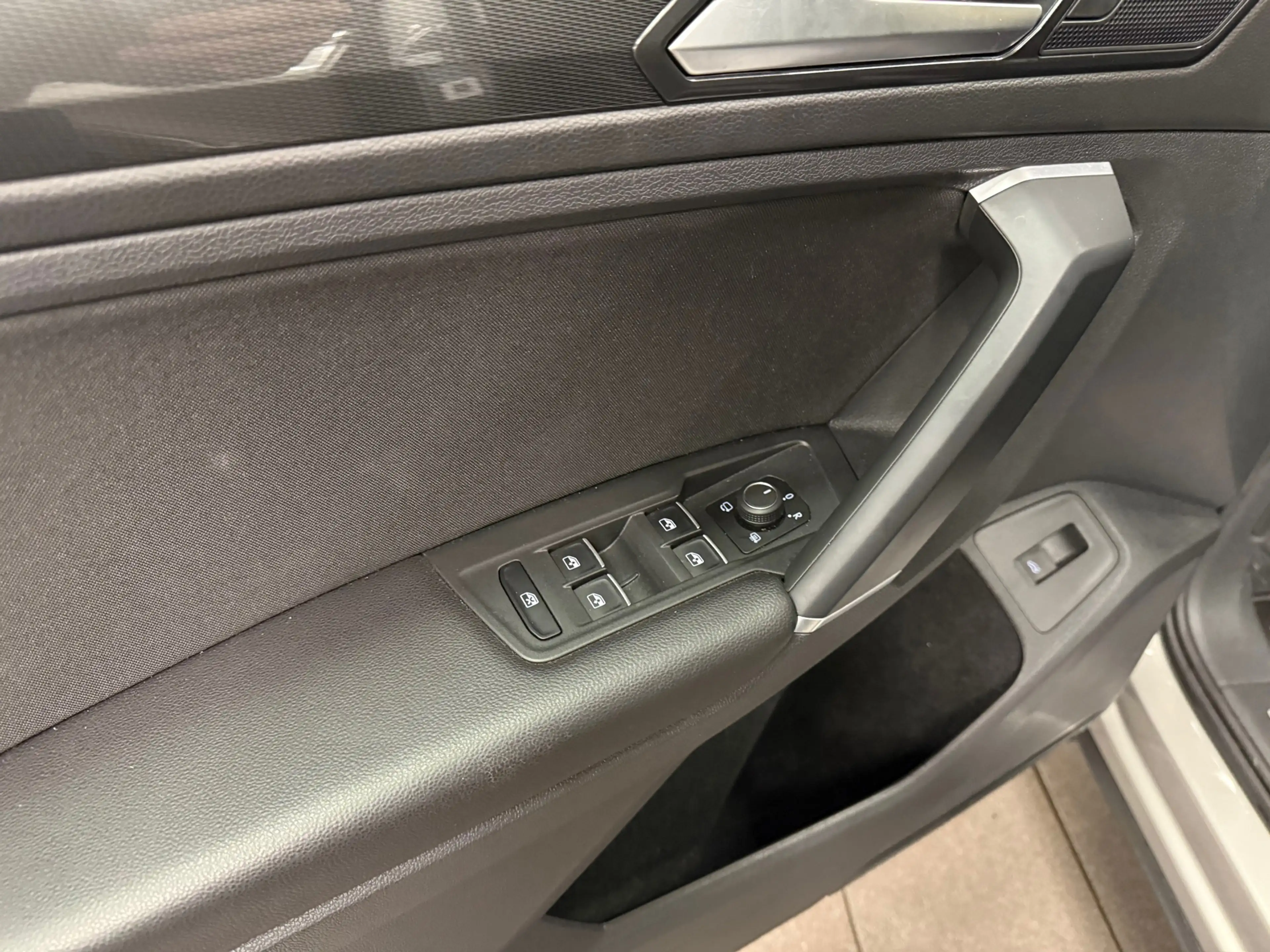 Volkswagen Tiguan 1.4 TSI 4Motion Highline * 1e Eig / Automaat / Pan — photo 11