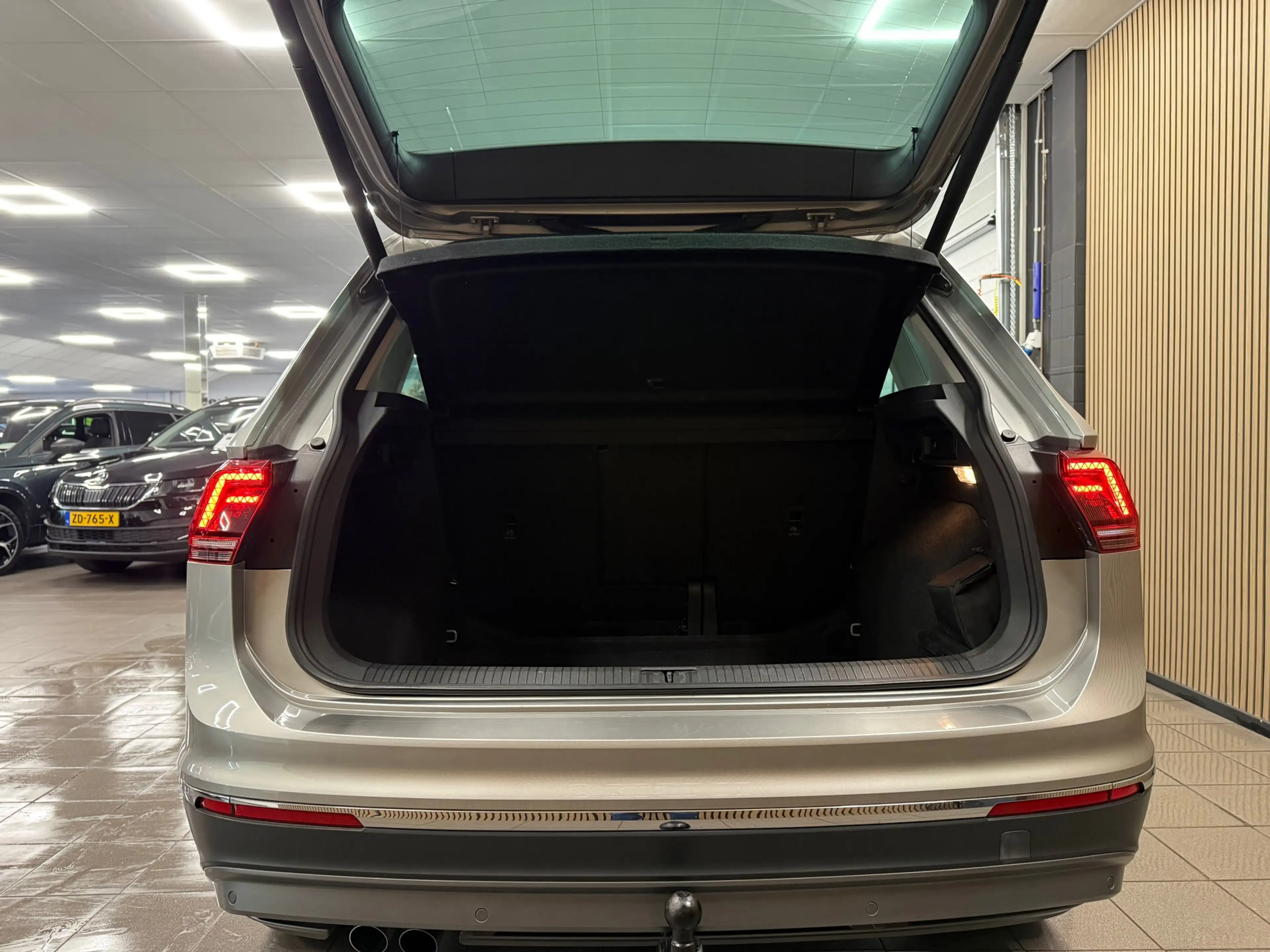 Volkswagen Tiguan 1.4 TSI 4Motion Highline * 1e Eig / Automaat / Pan — photo 5