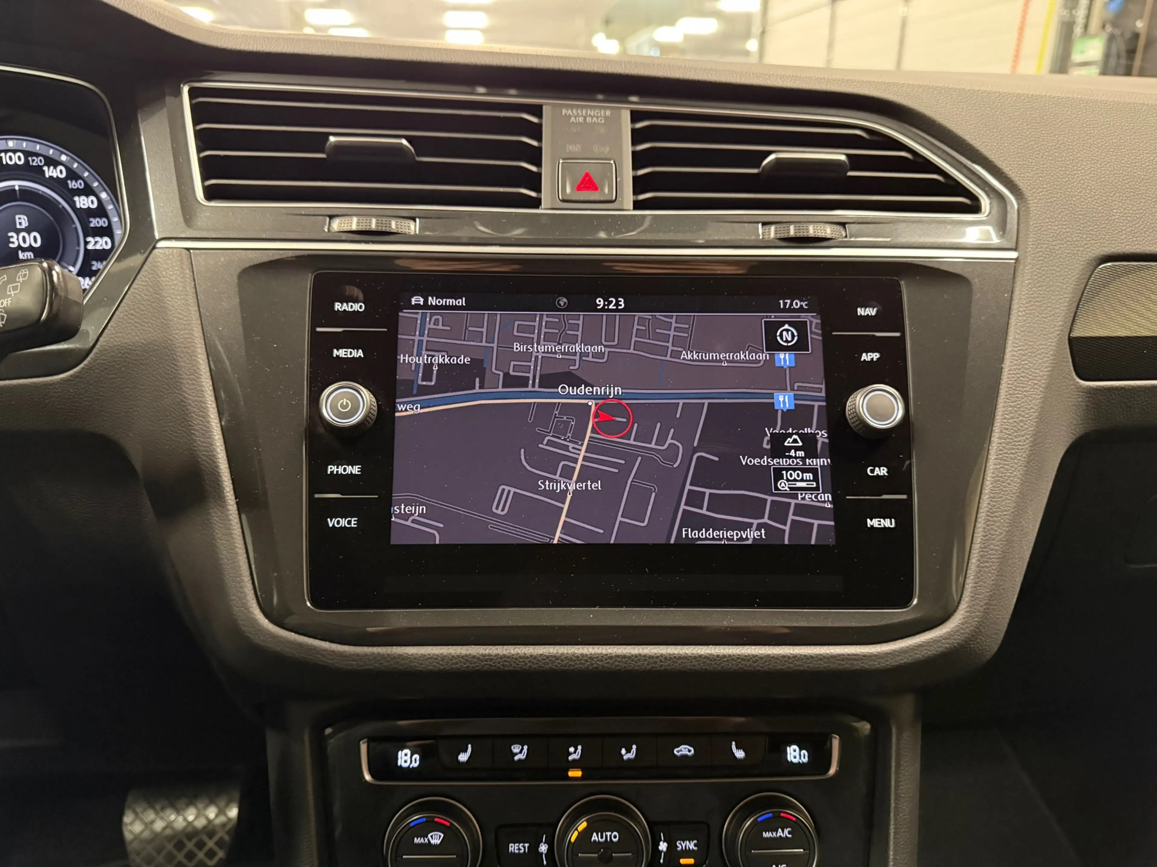 Volkswagen Tiguan 1.4 TSI 4Motion Highline * 1e Eig / Automaat / Pan — photo 16