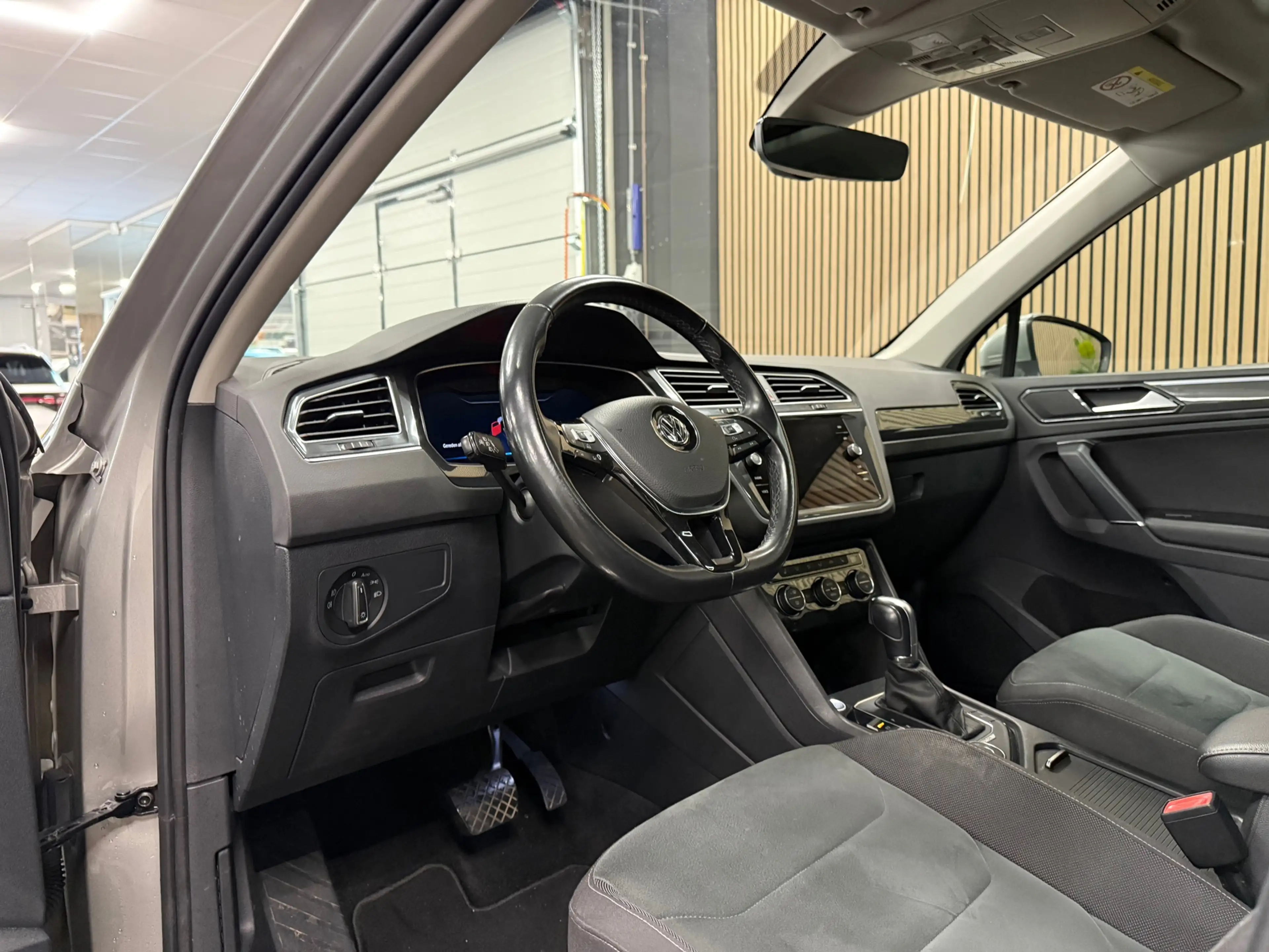 Volkswagen Tiguan 1.4 TSI 4Motion Highline * 1e Eig / Automaat / Pan — photo 13