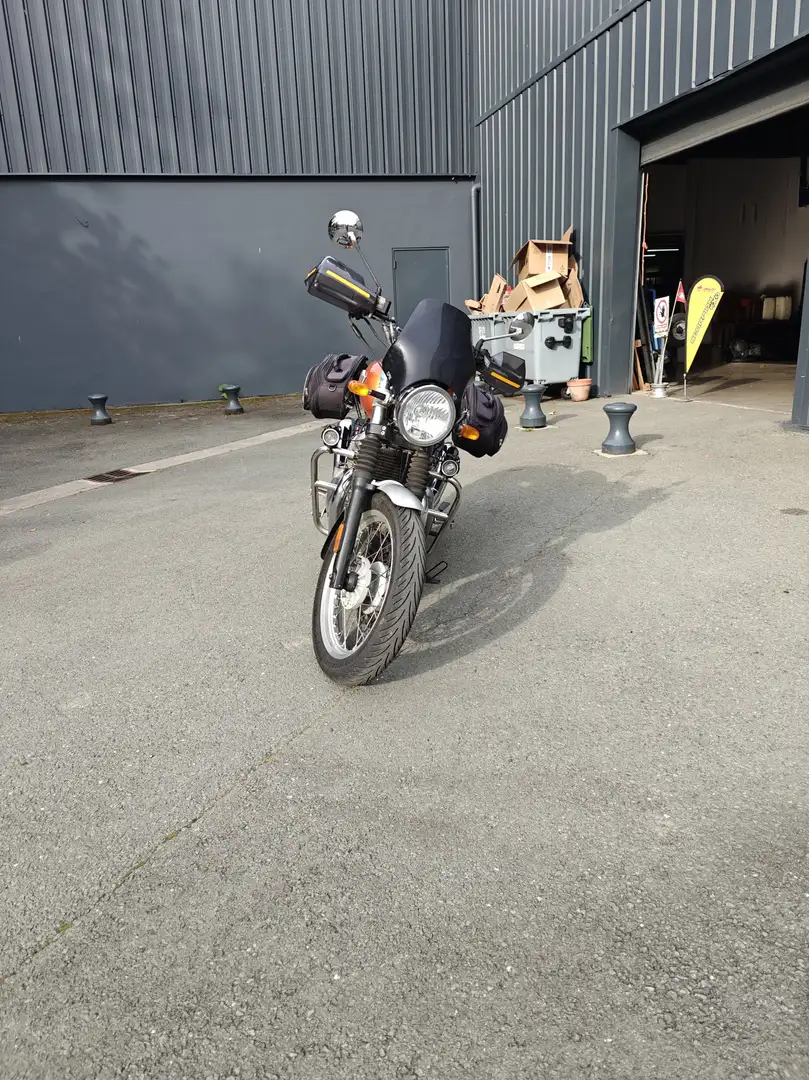 Royal Enfield Interceptor Orange - 2