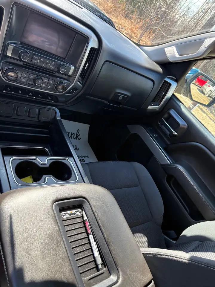 Chevrolet Silverado 1500 снимка Chevrolet Silverado 1500