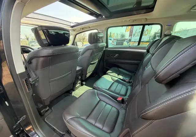 Renault Espace view 9