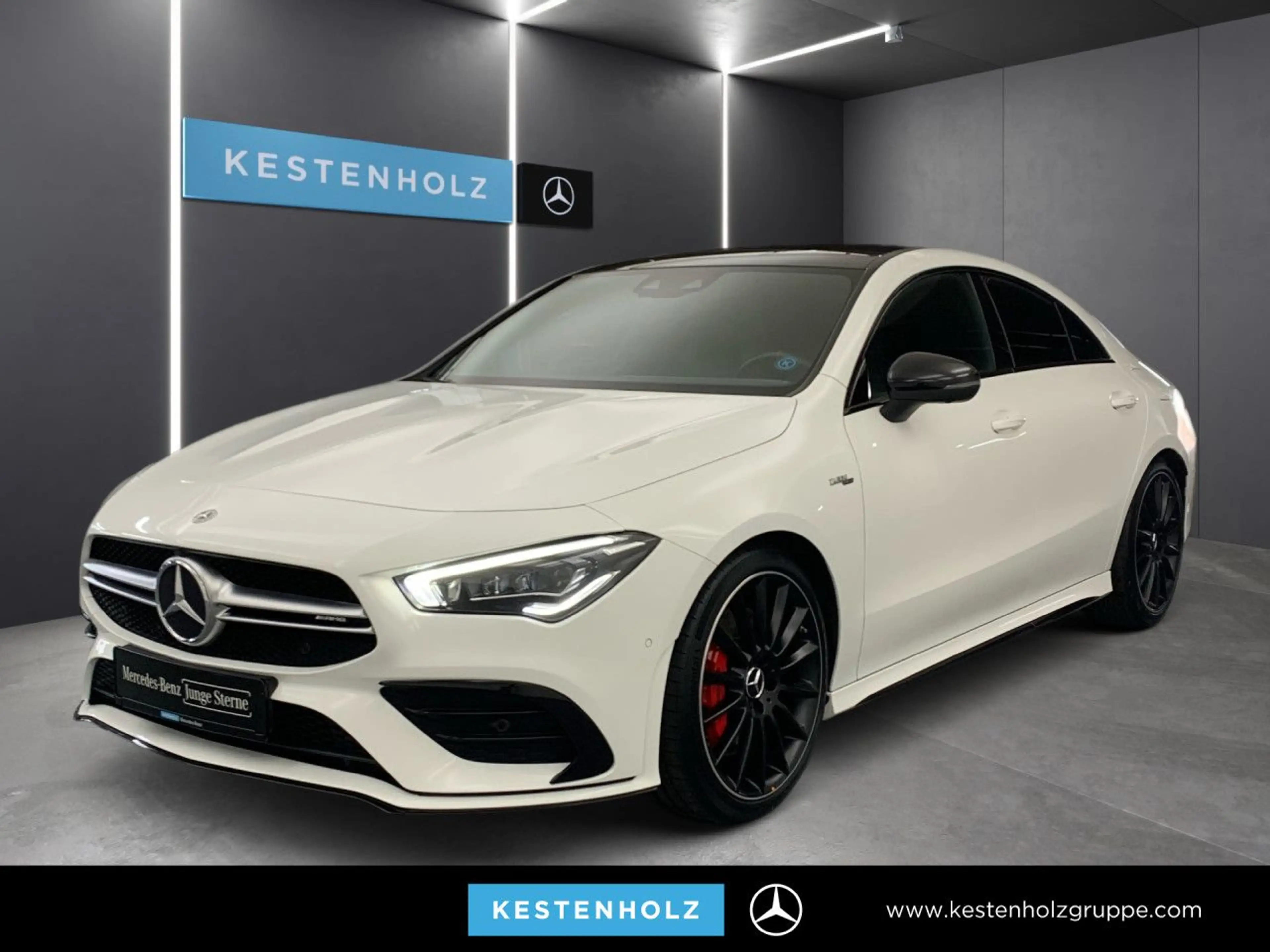 Mercedes-Benz CLA 35 AMG Cp. 4M AeroPak Pano Multibeam Night PTS