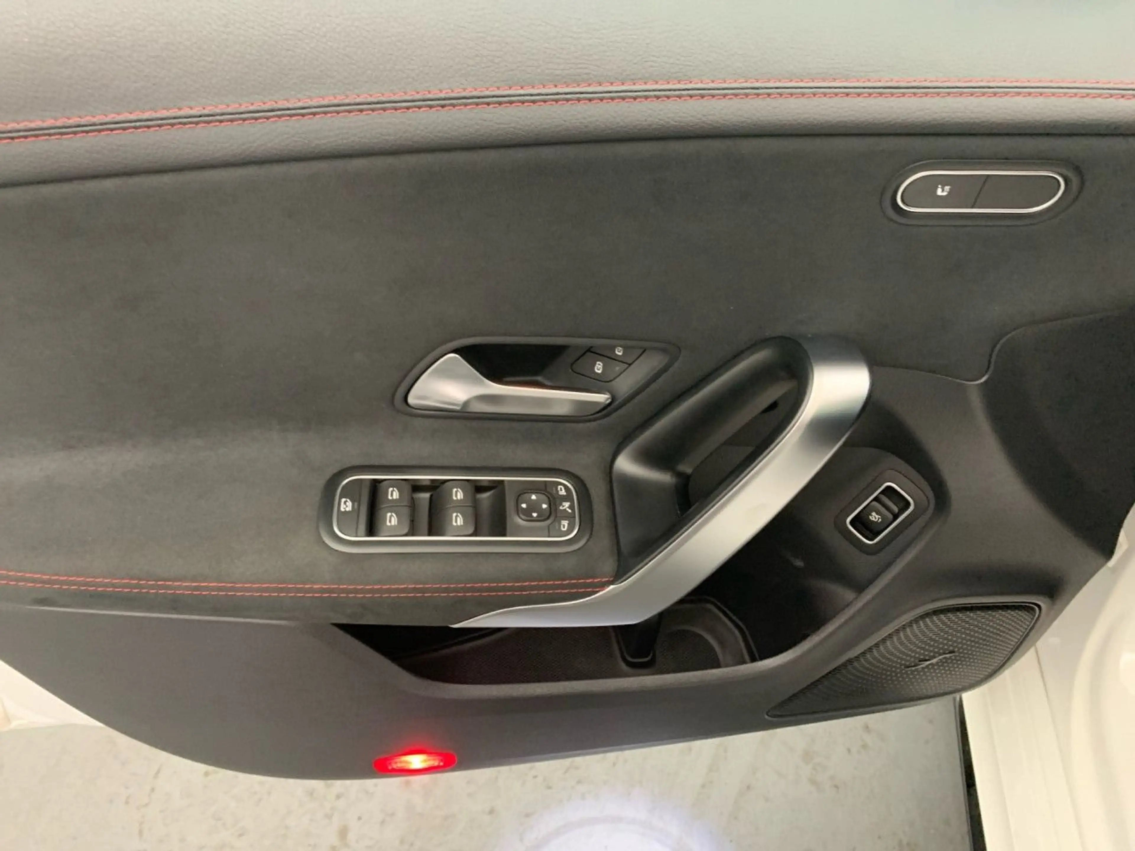 Mercedes-Benz CLA 35 AMG Cp. 4M AeroPak Pano Multibeam Night PTS — photo 14