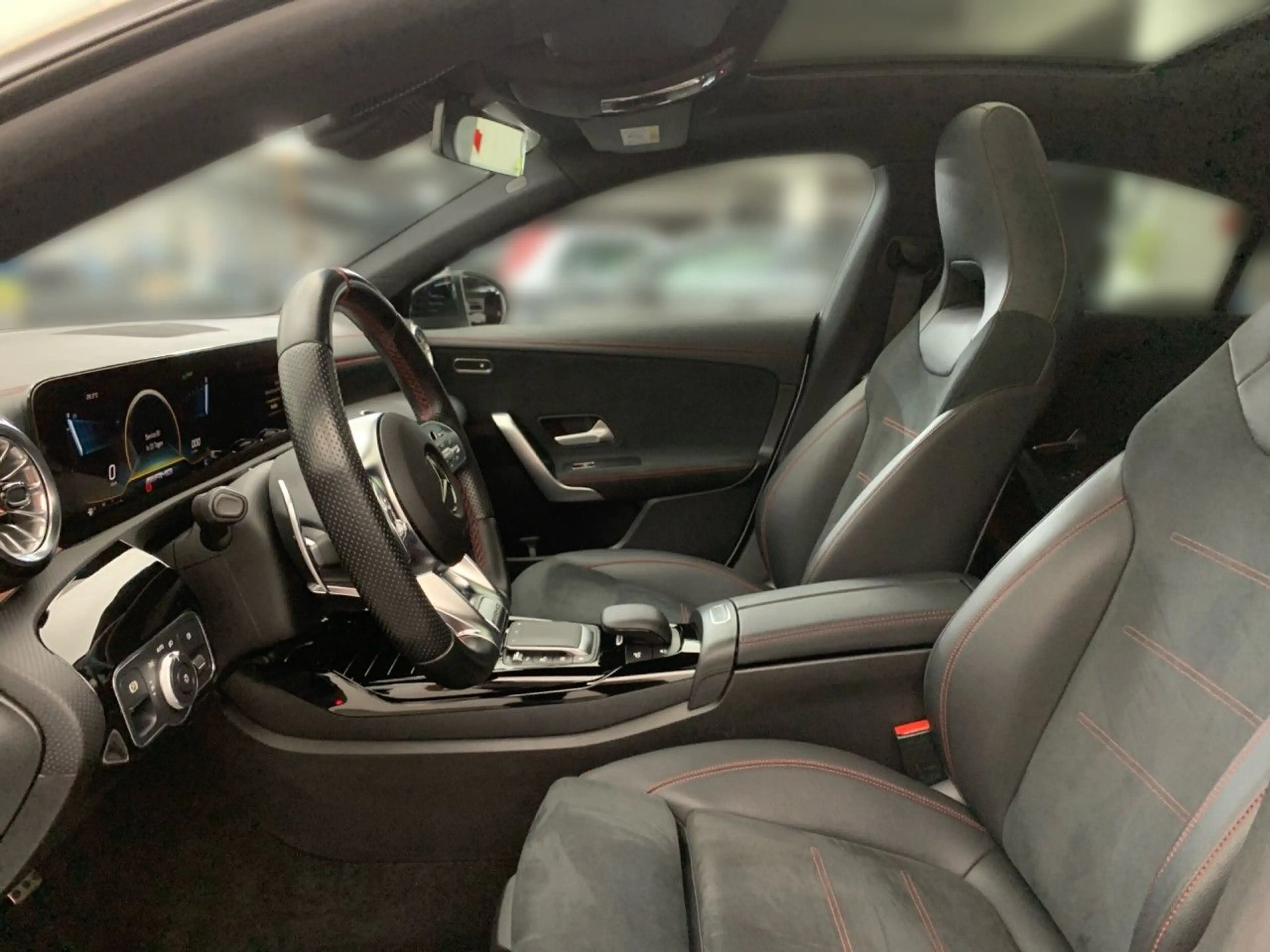 Mercedes-Benz CLA 35 AMG Cp. 4M AeroPak Pano Multibeam Night PTS — photo 8