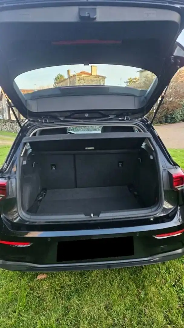 Volkswagen Golf 1.0 TSI OPF Life Zwart - 1
