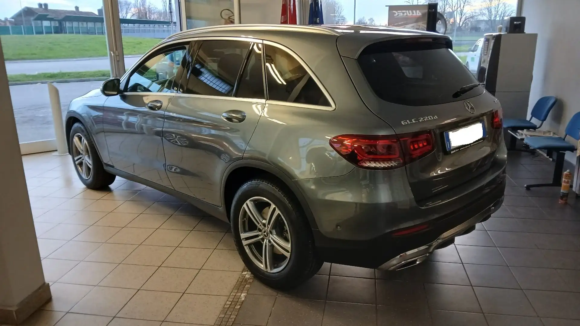 Mercedes-Benz GLC 220 d Premium Plus 4matic auto Km 40000 Grigio - 2