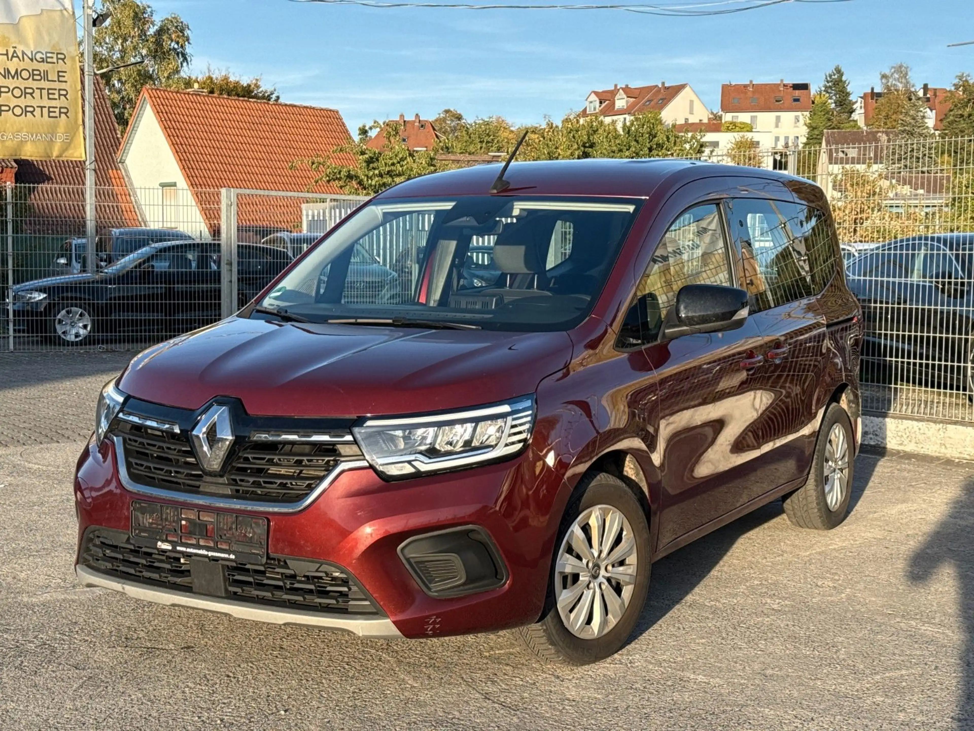 Renault Kangoo III Equilibre CarPlay Navi Assist 5-Sitze