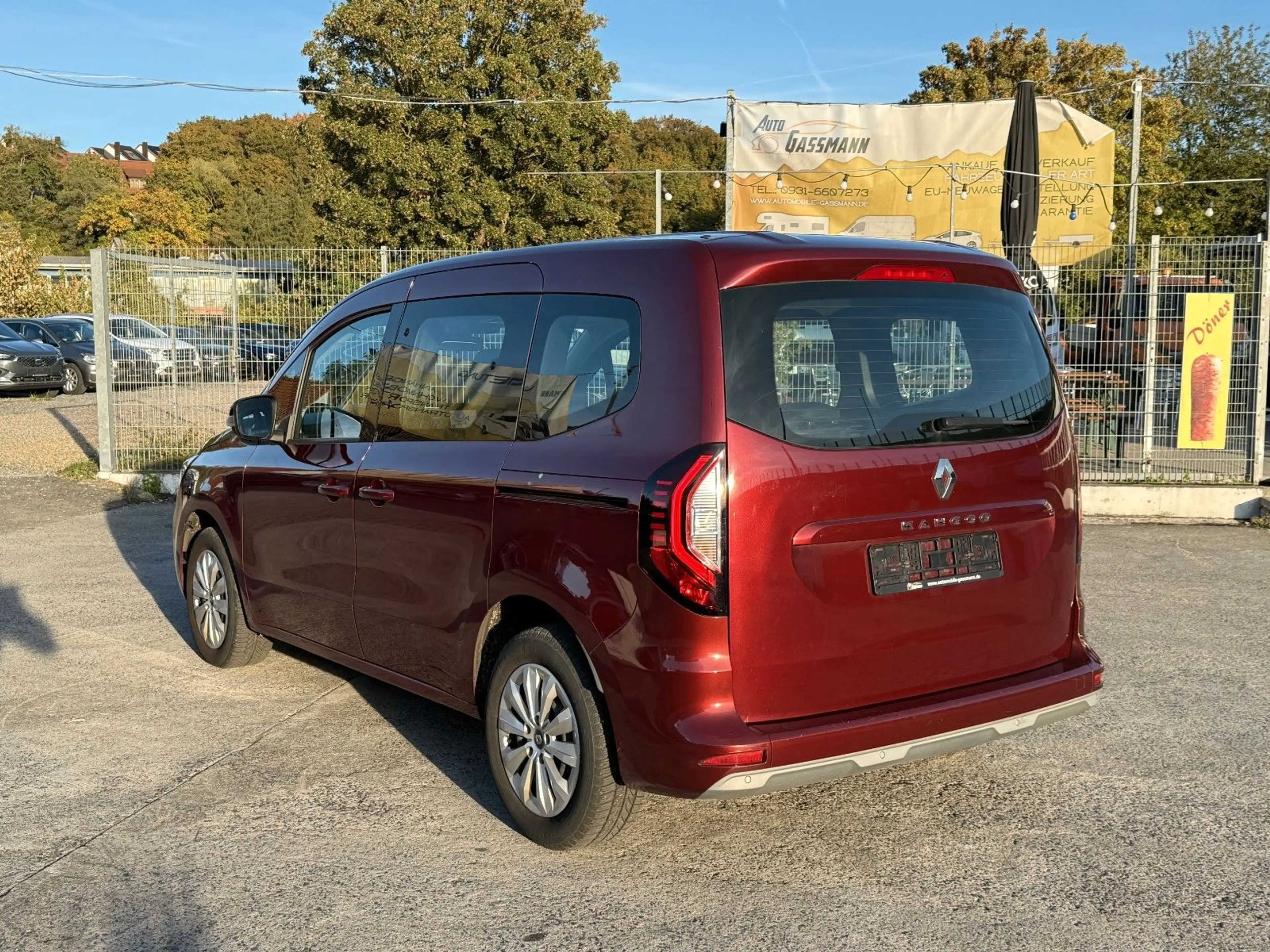 Renault Kangoo III Equilibre CarPlay Navi Assist 5-Sitze — photo 6