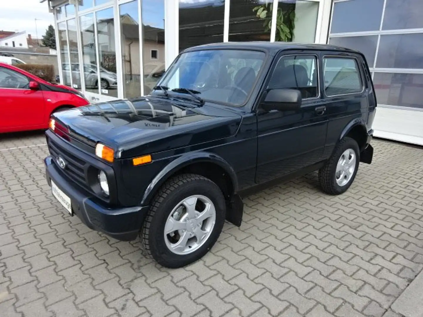 Lada Taiga 4 x 4 URBAN Austria Jagd Edition Grün - 2
