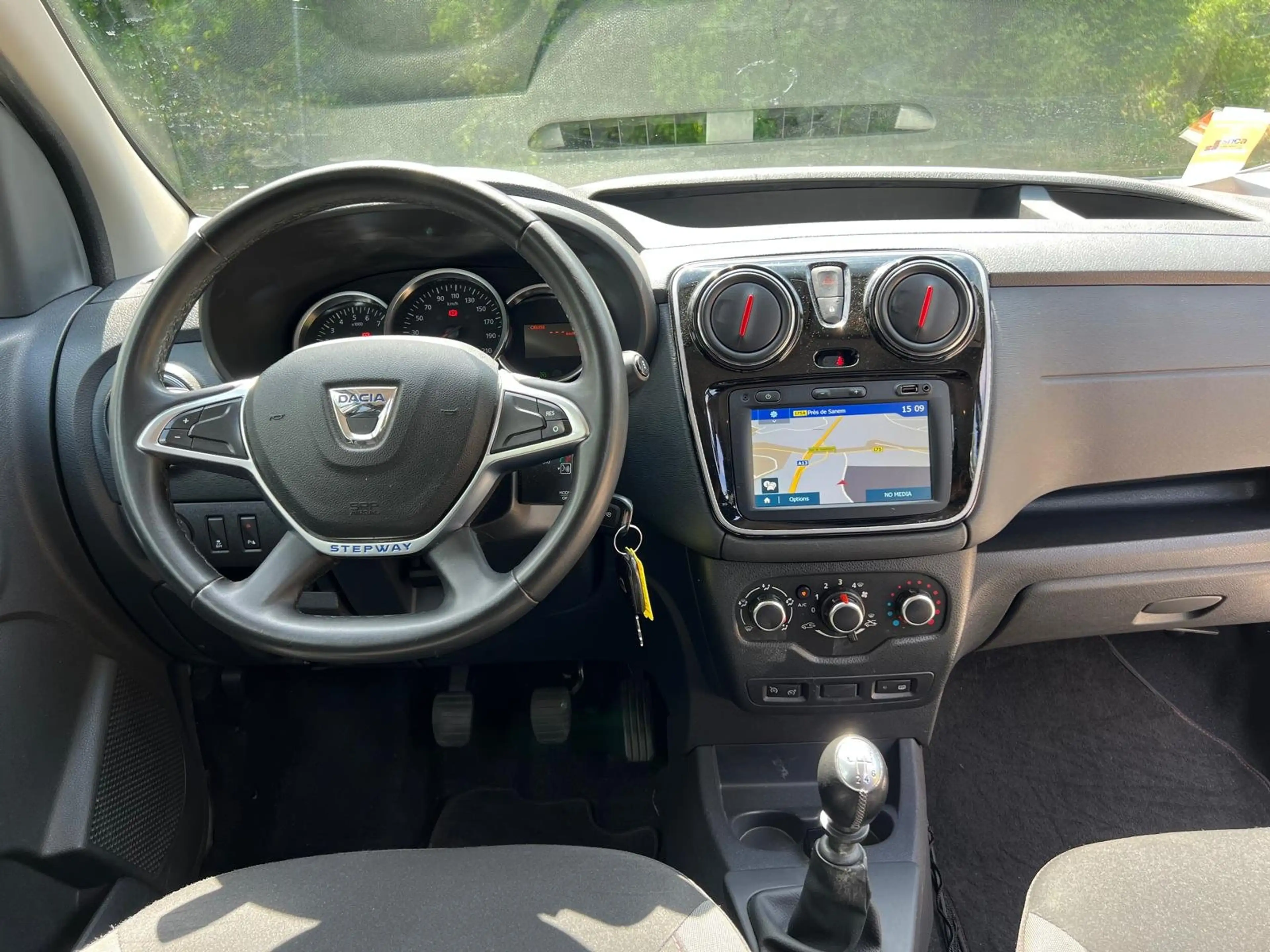Dacia Dokker Dokker Blue dCi 95 Stepway — photo 11