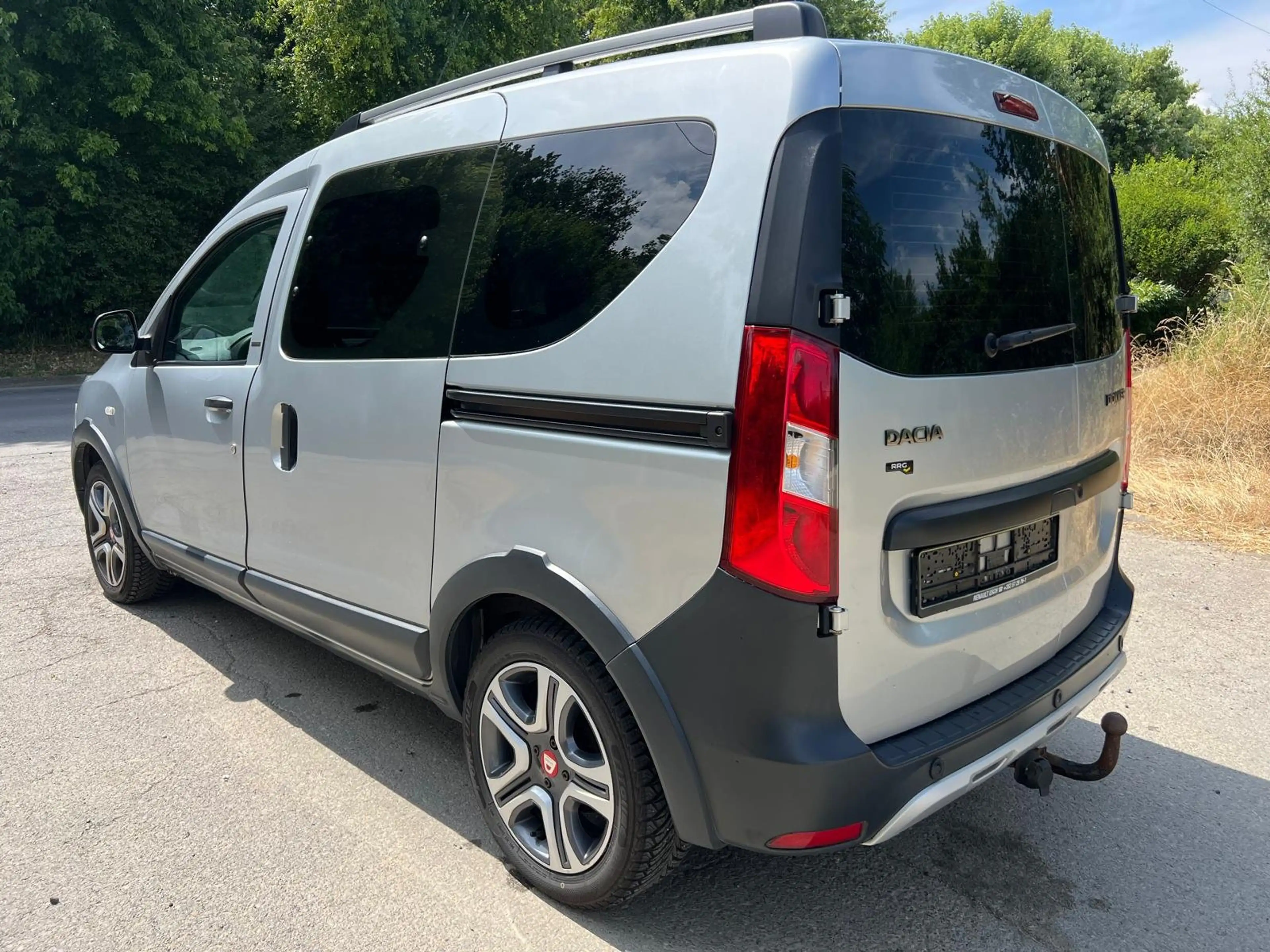Dacia Dokker Dokker Blue dCi 95 Stepway — photo 4