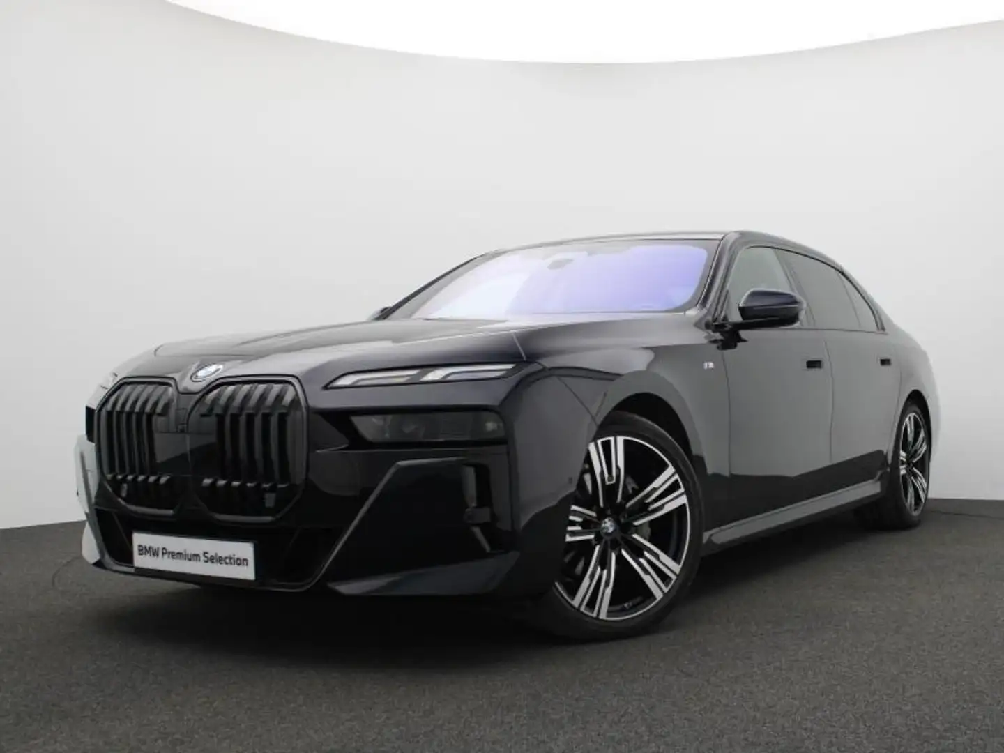 BMW 740 M SPORT - SKY LOUNGE - ICONIC Noir - 1