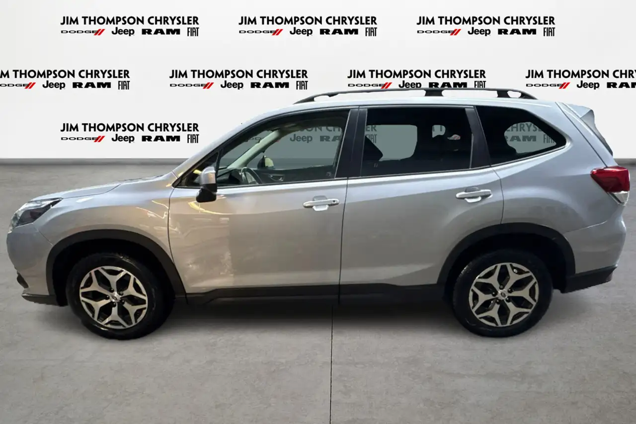 Subaru Forester снимка Subaru Forester