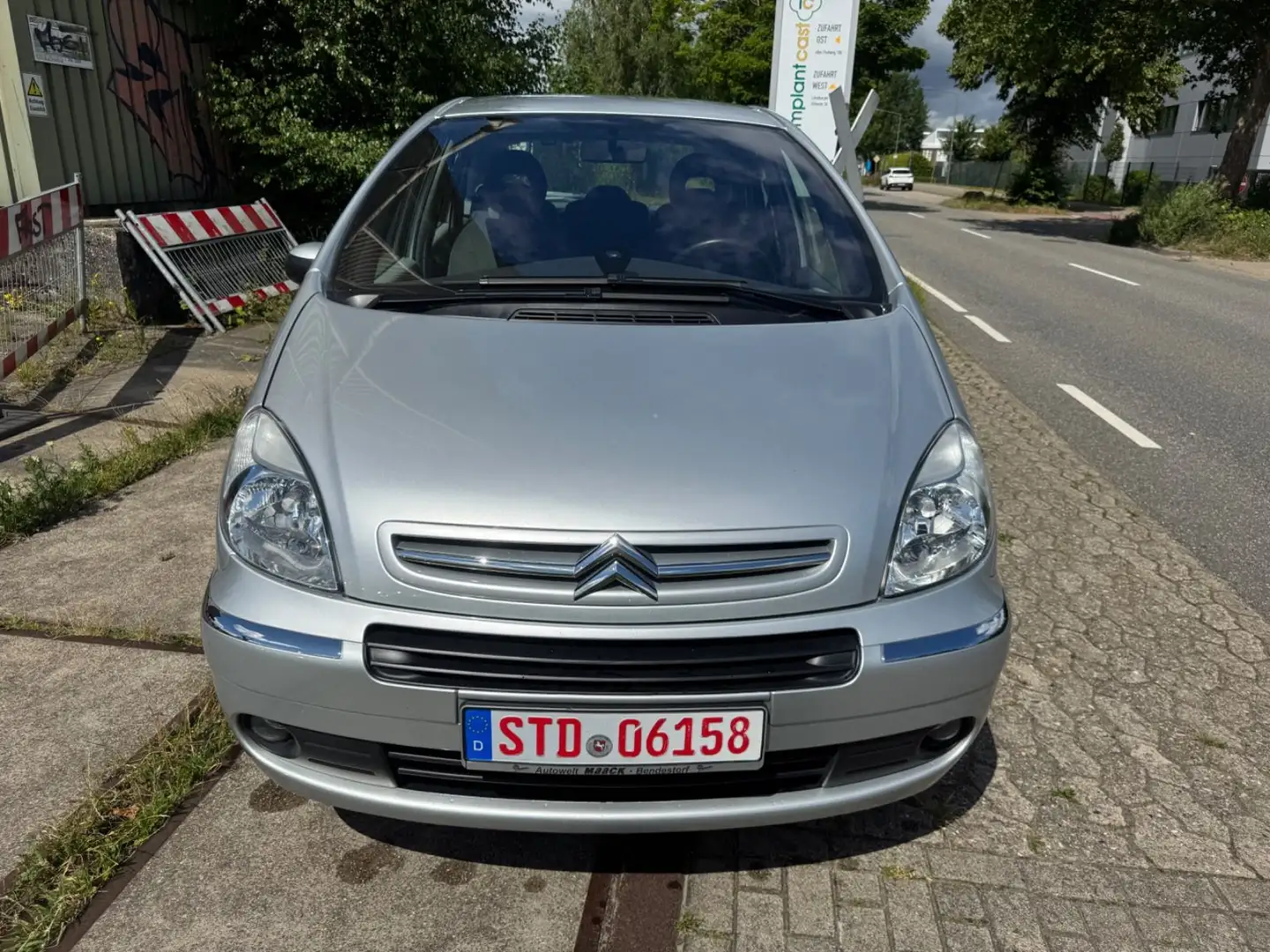 Citroen Xsara Picasso 1.6 16V Exclusive*1.Hand*Klima*TOP Plateado - 2