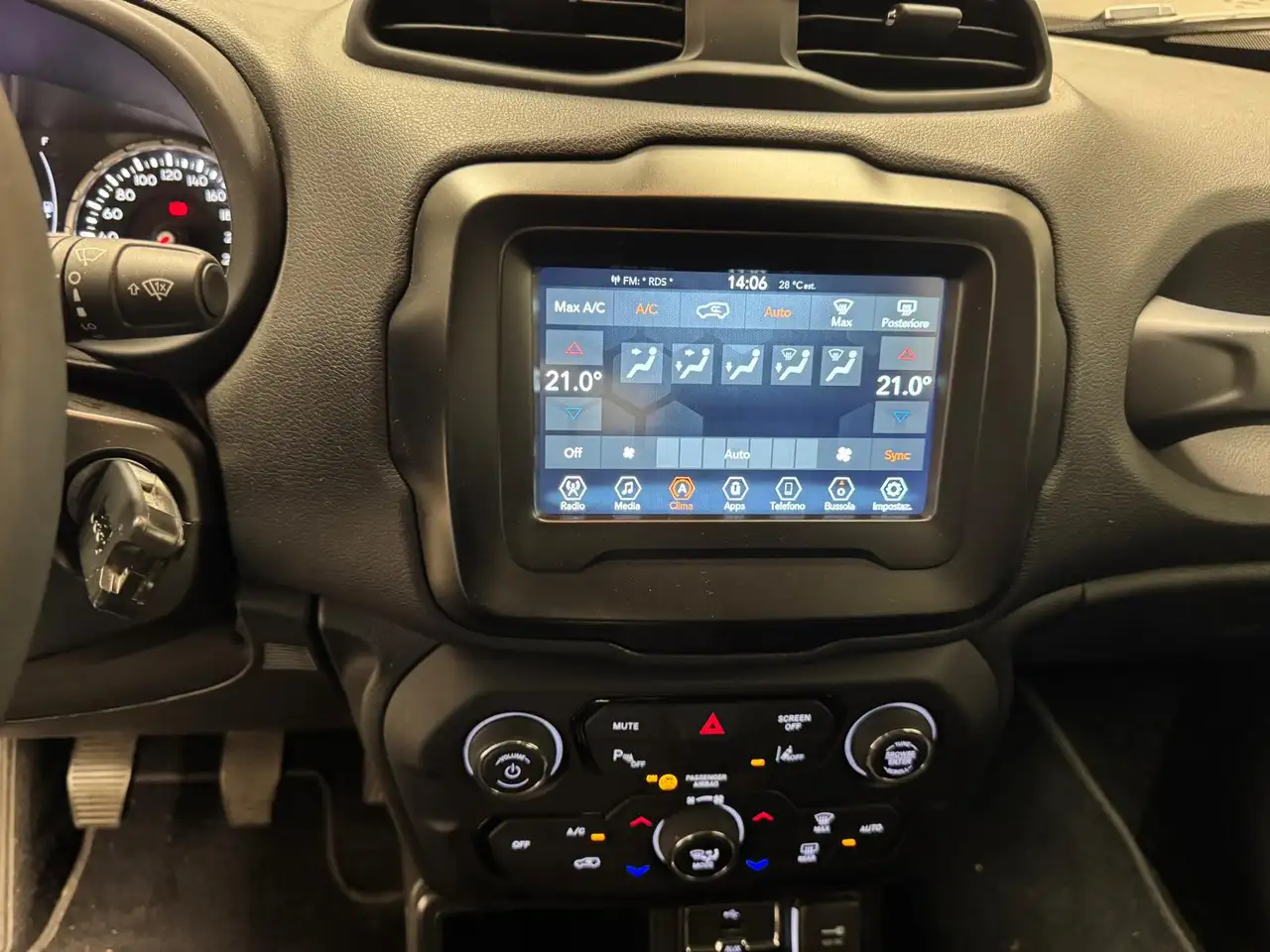 Jeep Renegade 1.6 Multijet II Longitude, миниатюра 12