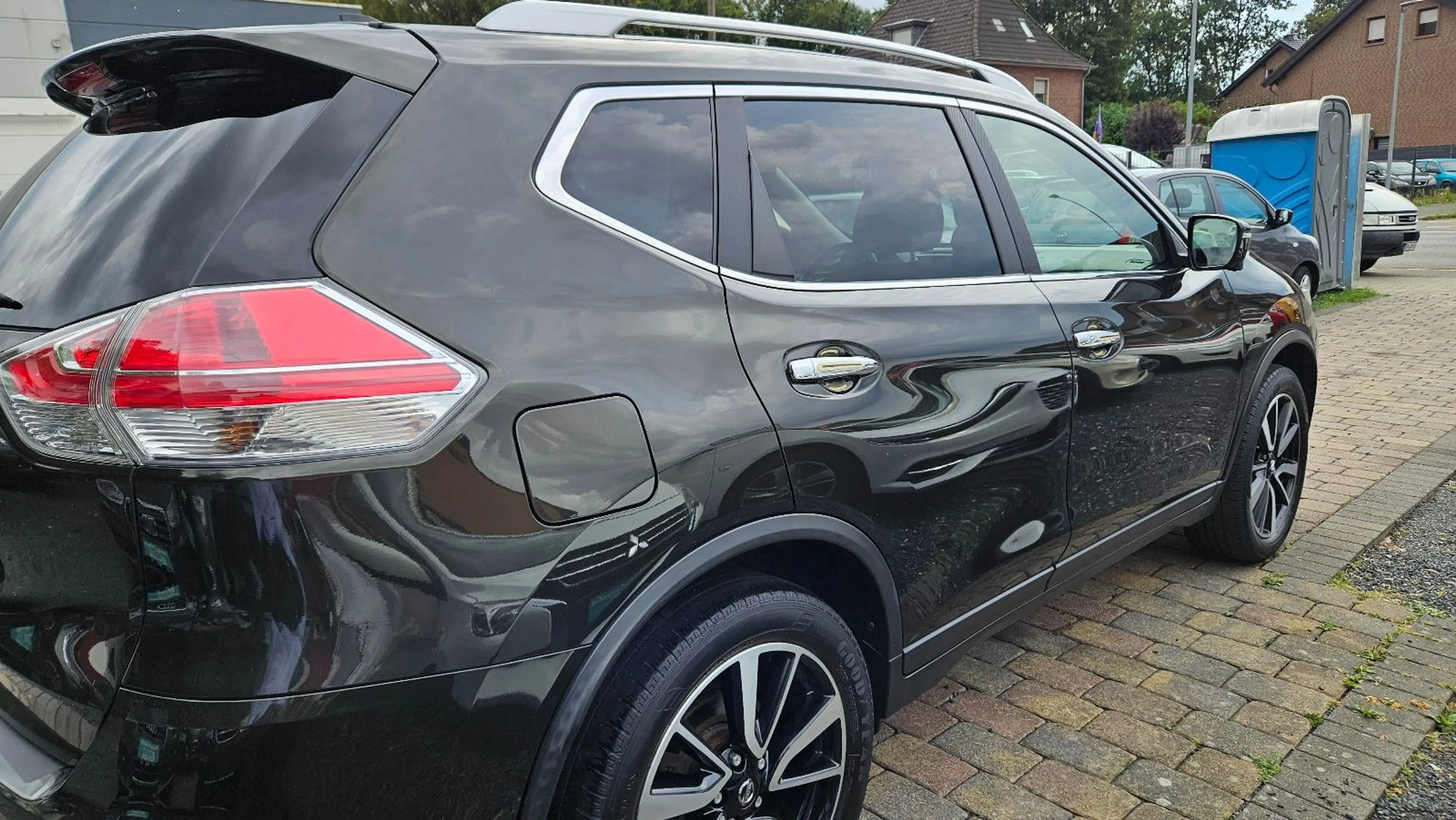 Nissan X-Trail Acenta:7 Sitzplätze,Automatik Gtr,8FB,2H — photo 7
