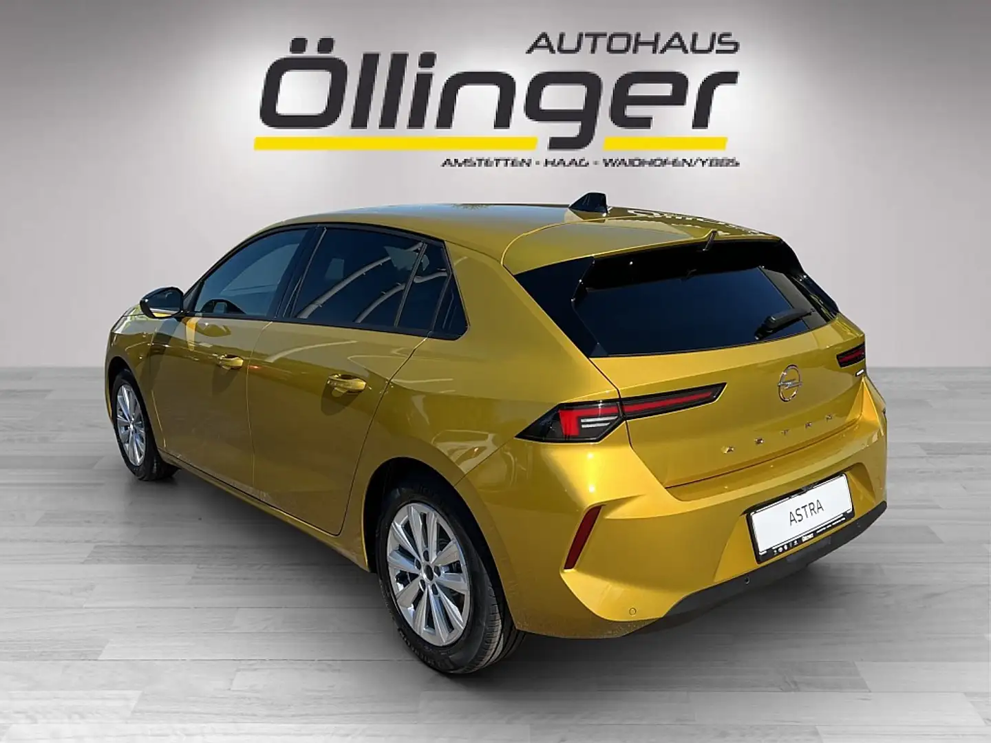 Opel Astra 1,2 Turbo MHEV Edition Aut. Gelb - 2