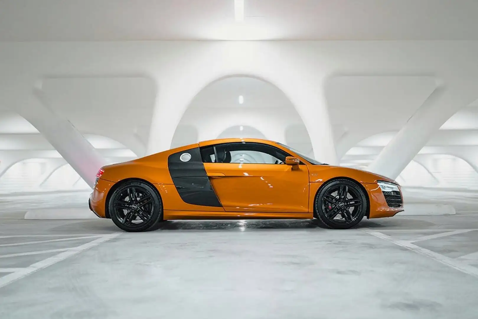 Audi R8 5.2 FSI V10 quattro Orange - 2