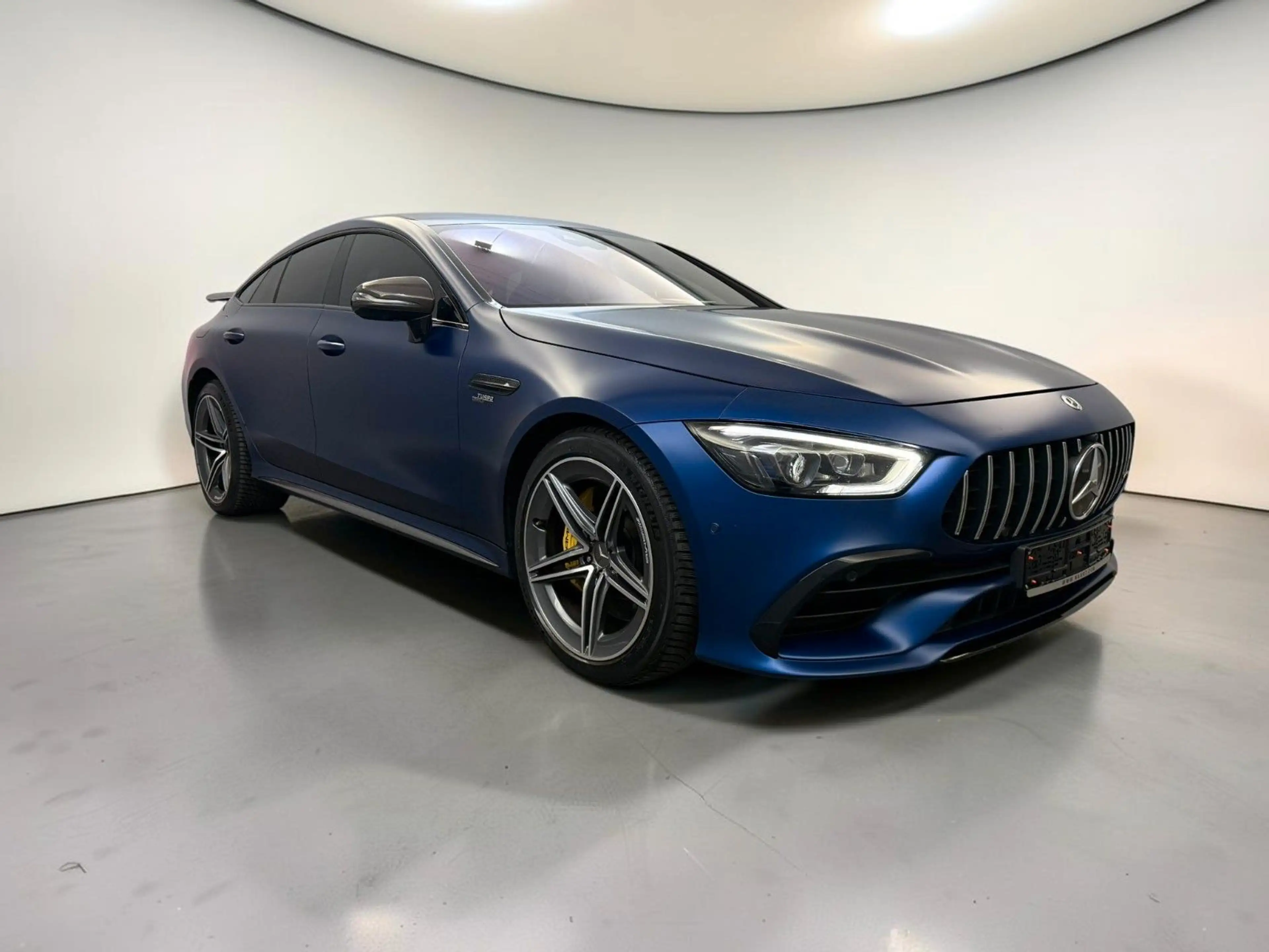 Mercedes-Benz AMG GT 43 4Matic+ CARBON*BURM*MASSAGE*MBEAM*AERO — photo 3