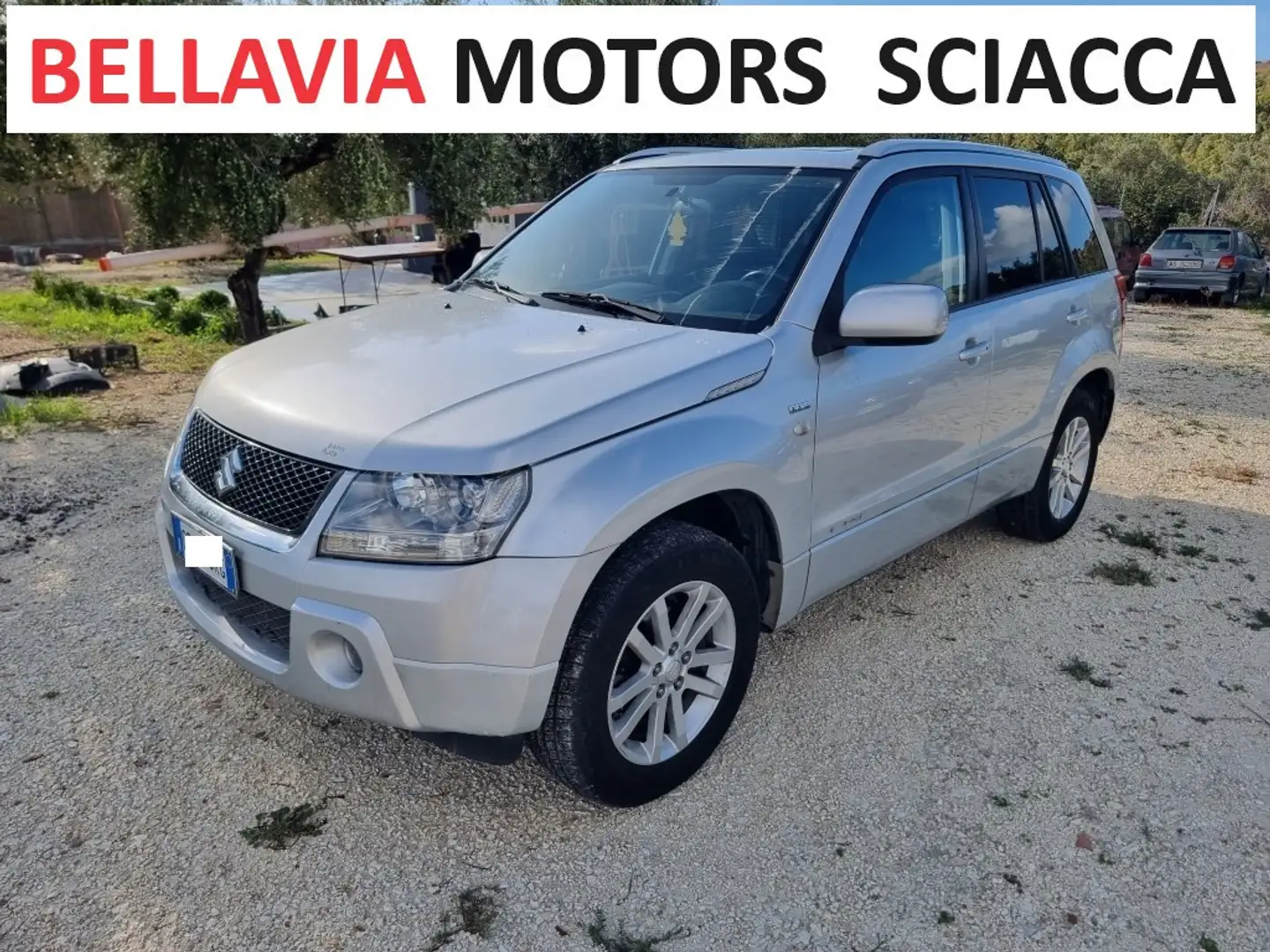 Suzuki Grand Vitara Grand Vitara 1.9 DDiS 5 porte Executive Argento - 1