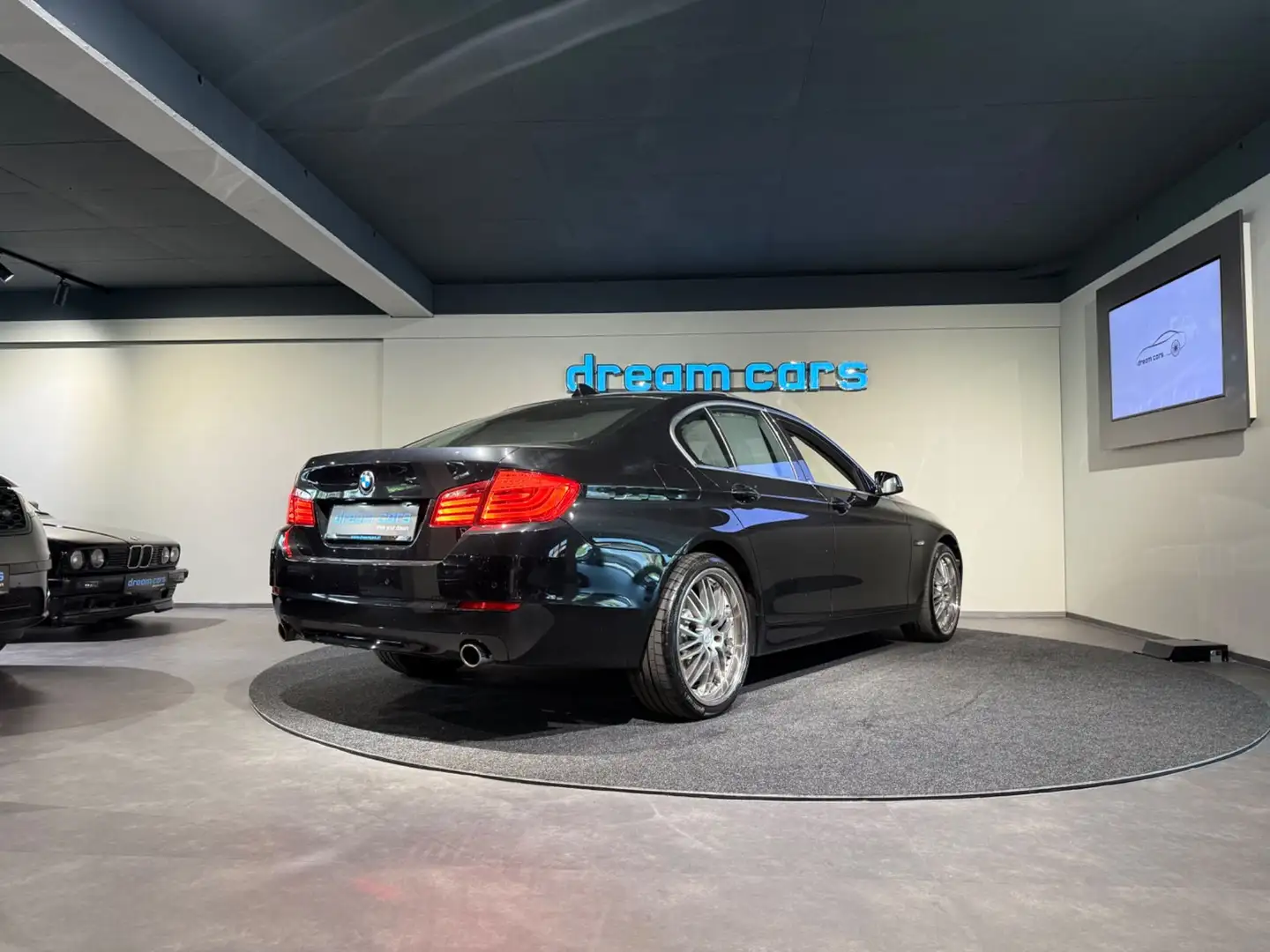 BMW 535 d xDrive DPF / KOMF. SITZE / SCHIEBEDACH / SOFT C Noir - 2