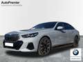 BMW i5 eDrive40 Grijs - thumbnail 1