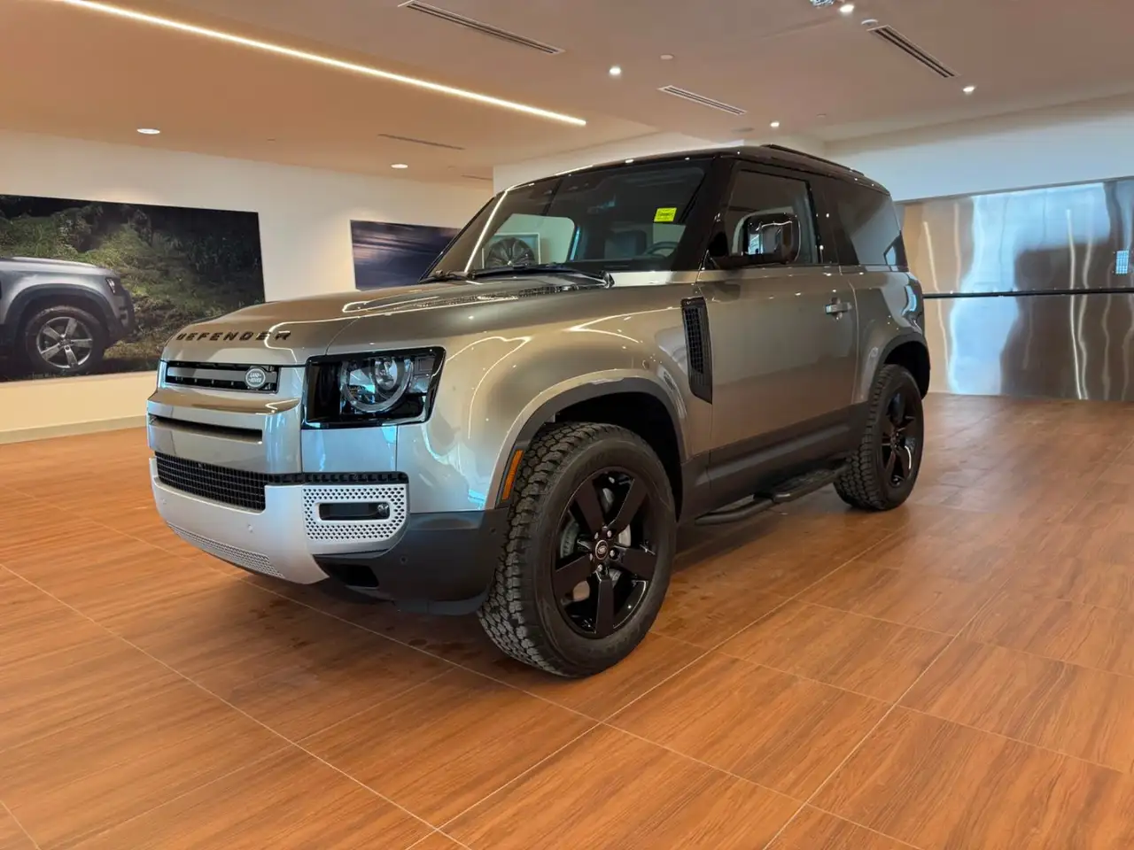 2025 Land Rover Defender
