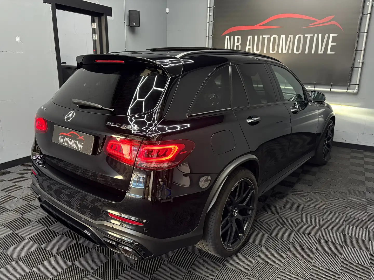 Mercedes-Benz GLC-klasse AMG 63S 4MATIC+ Premium Plus Schwarz - 2