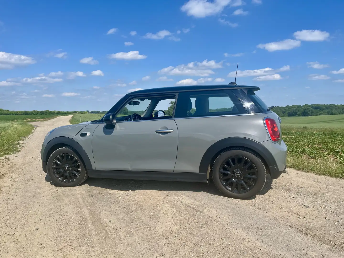MINI Cooper D 1.5 - 1