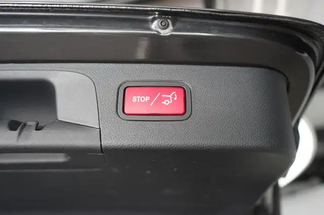 Mercedes-Benz GLC view 9