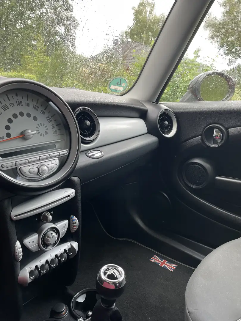MINI One - 2