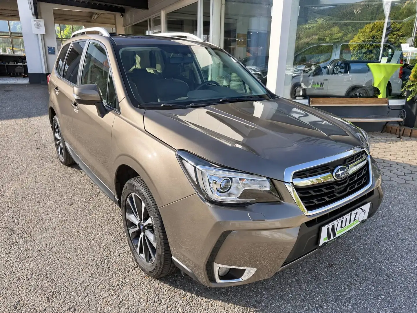 Subaru Forester 2,0XT Exclusive Automatik - Erstbesitz-AHV-Winterräder neu Bronze - 1