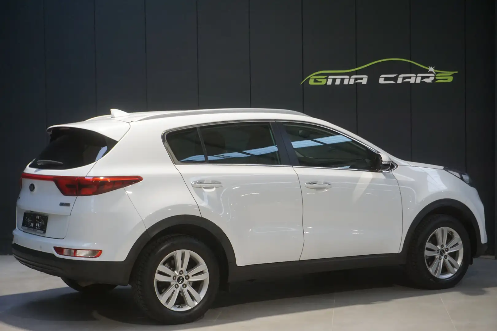 Kia Sportage 1.6i 2WD Benzine Airco-Navi-PDC-Leder-Cam-Garantie Wit - 2