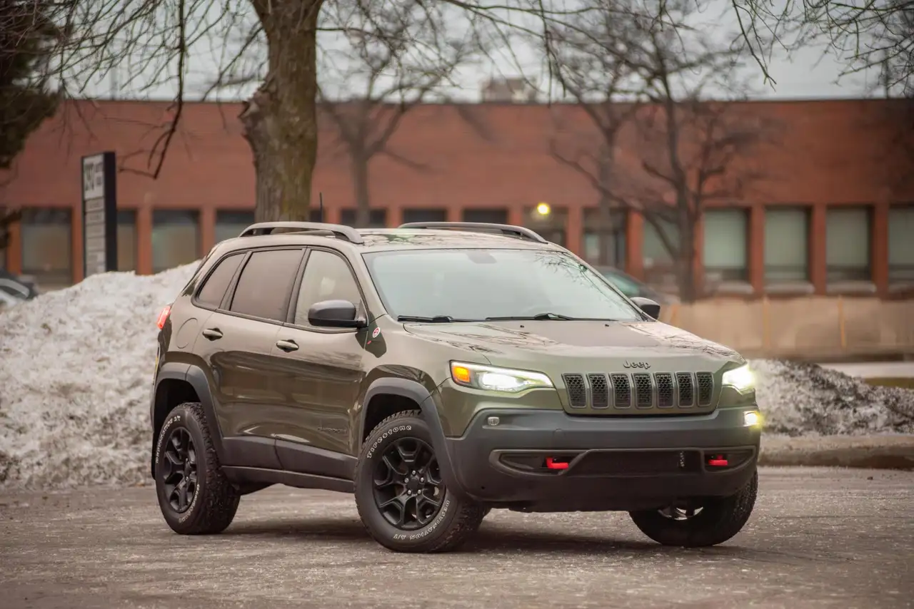 Jeep Cherokee снимка Jeep Cherokee