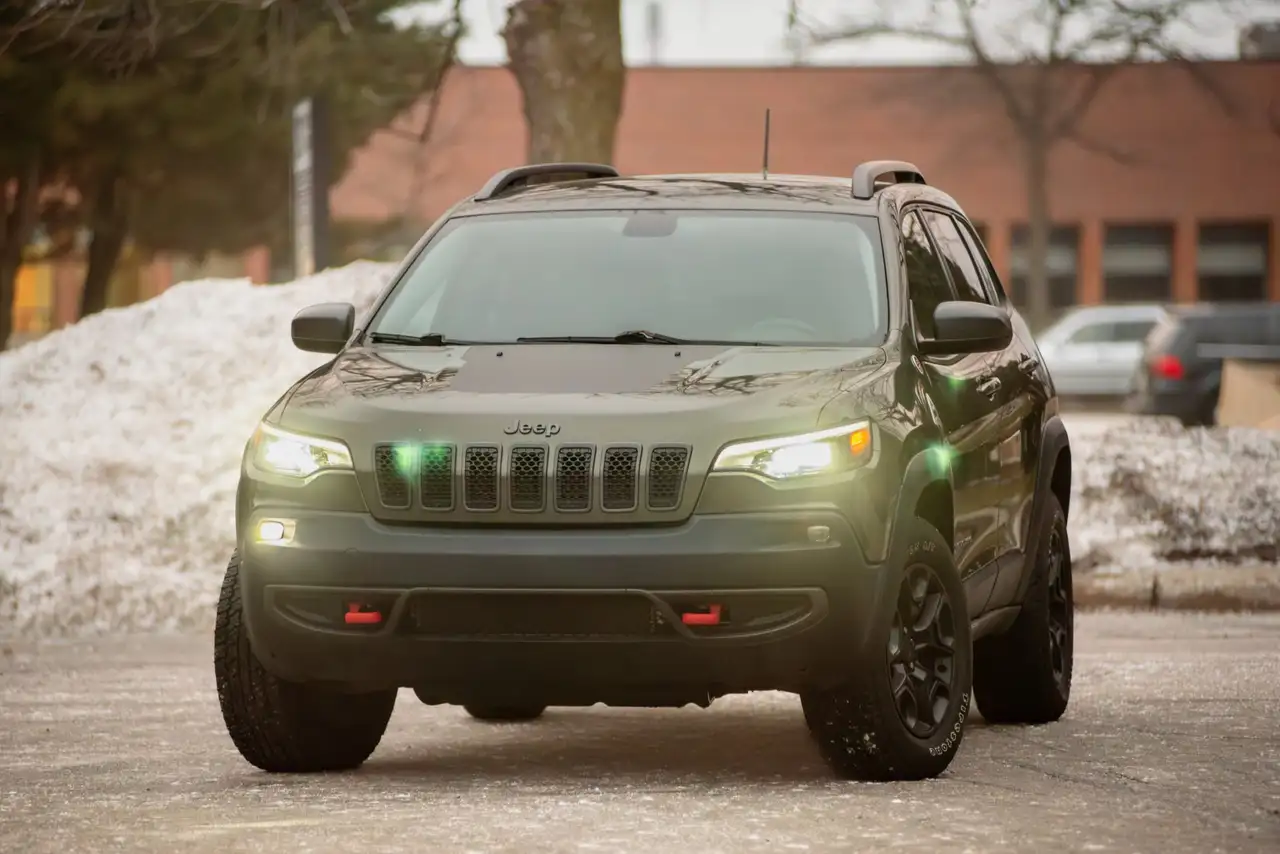 Jeep Cherokee снимка Jeep Cherokee