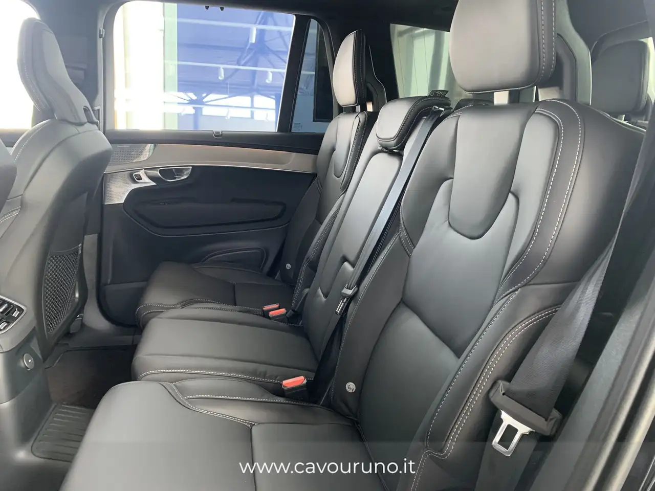 Volvo XC90 T8 AWD plug-in 7p Ultra Black Edition, миниатюра 14