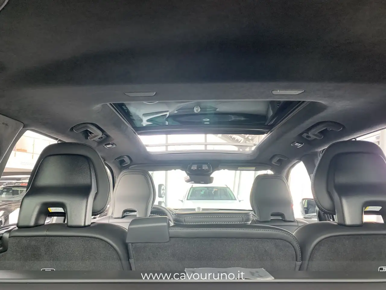 Volvo XC90 T8 AWD plug-in 7p Ultra Black Edition, миниатюра 12