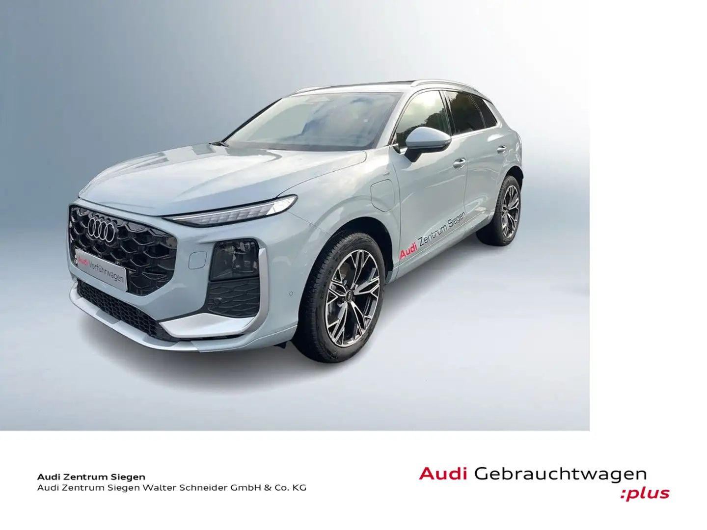 Audi Q3 e-hybrid Grijs - 1