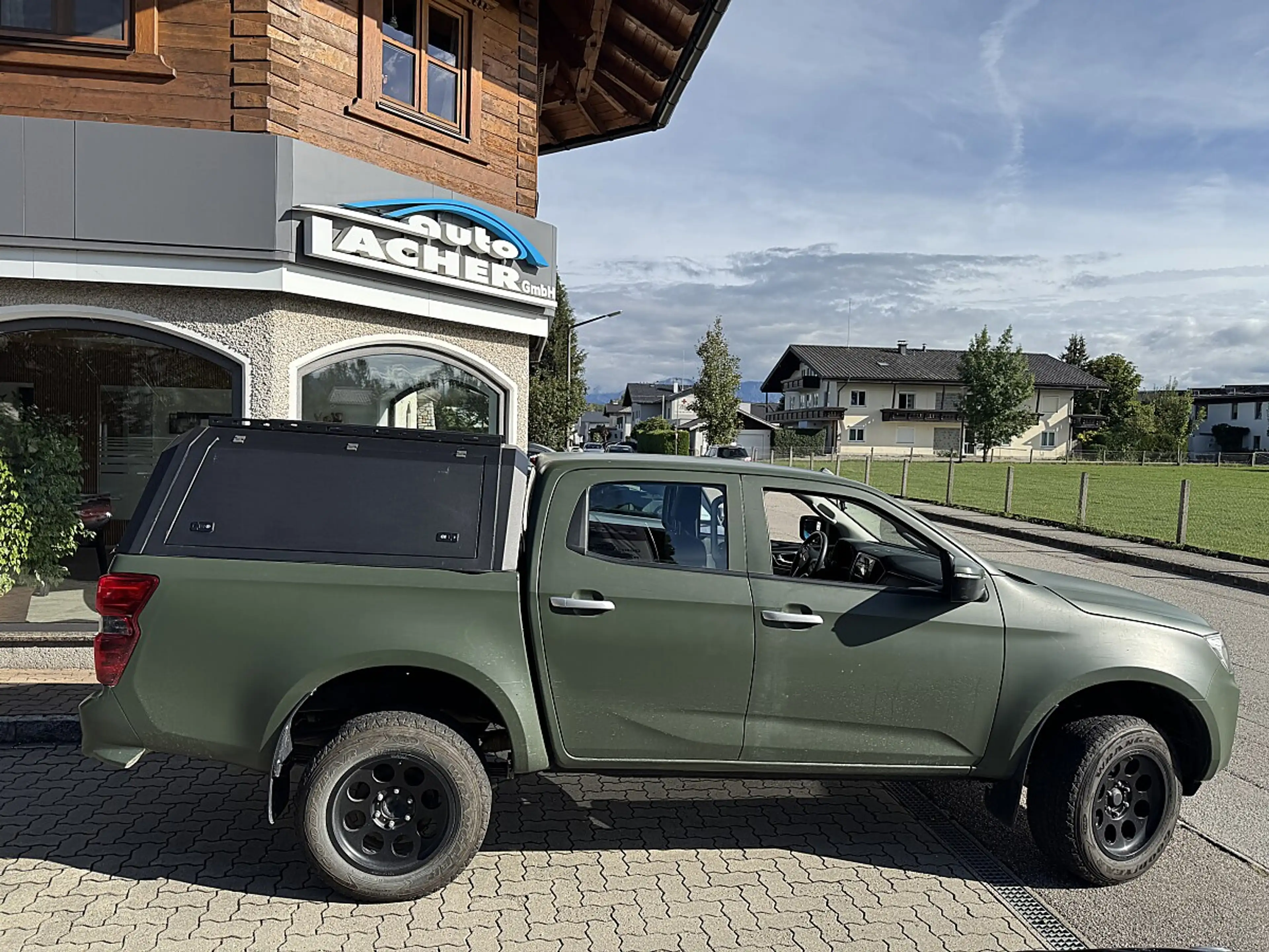 Isuzu D-Max D-MAX Double Cab 4x4 L A/T*Foliert*OME Fahrwerk* — photo 4