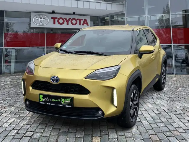 Toyota Yaris Cross view 2