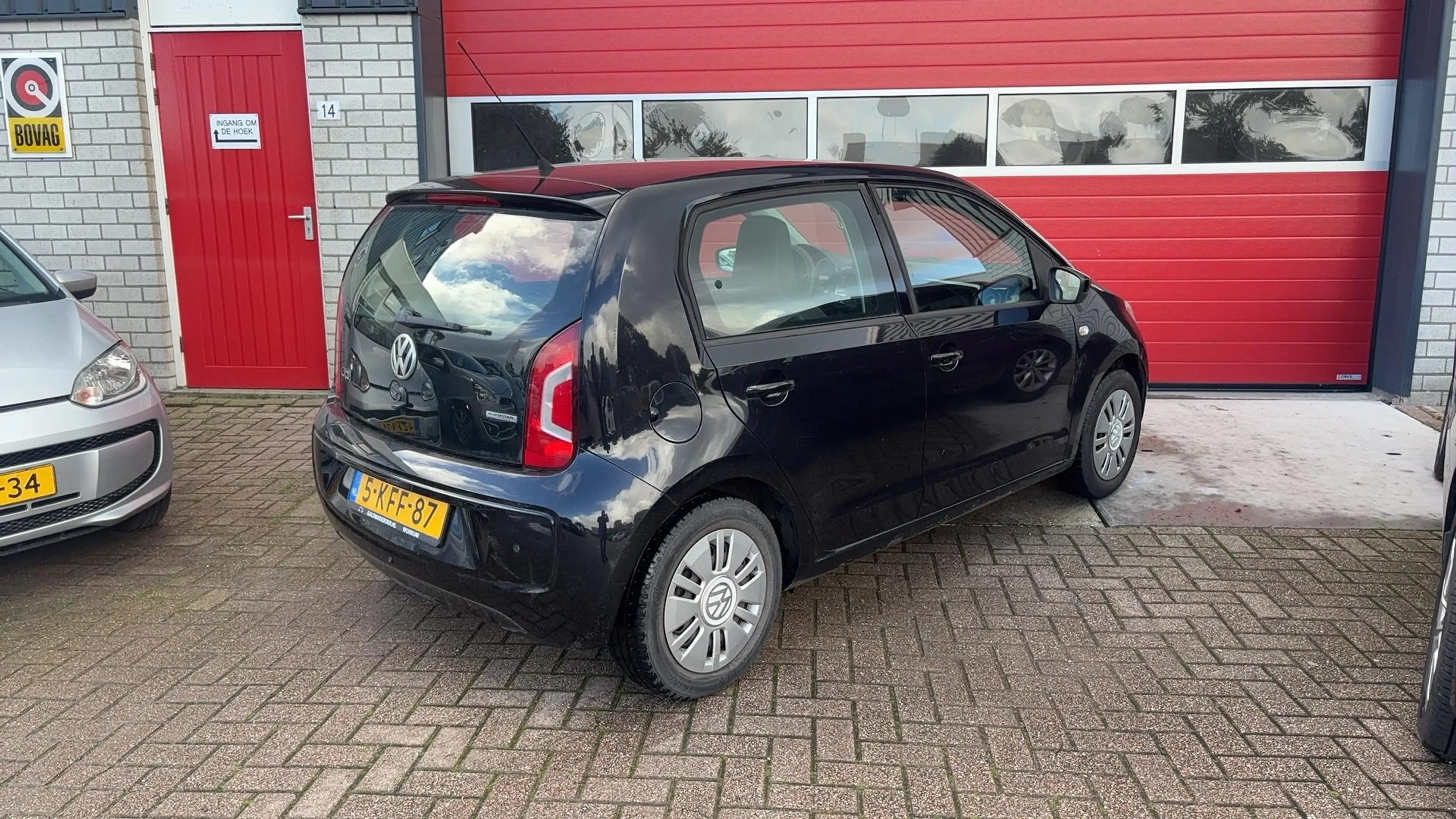 Volkswagen up! 1.0 move up! BlueMotion 1STE EIG / CRUISE CONTROL — photo 2