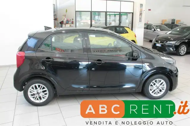 Kia Picanto view 8